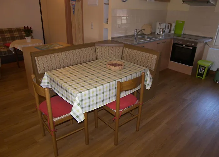 农家乐 Heuboden *